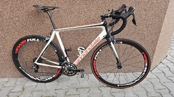 Silniční kolo Cannondale Synapse Carbon