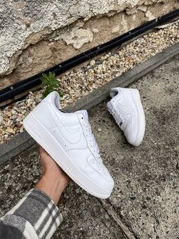 Nike Air Force 1 Low '07 White