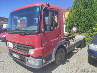 MERCEDES ATEGO r.v.2006 Kontejner