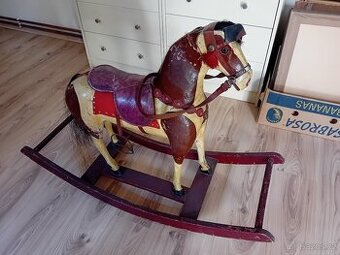Houpací kůň - 1