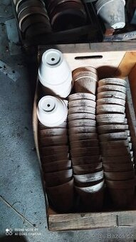 Keramické květináčky