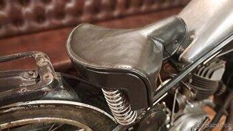 CZ 175 sedacka . Vymena  .