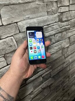 iPhone Se 2020 Top stav