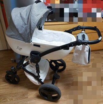 Kočárek Junama Madena