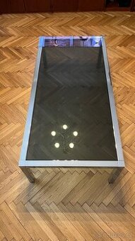 Konferenční stolek