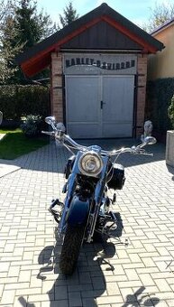 Harley - Davidson, černý Softail Heritage 88´ inch.