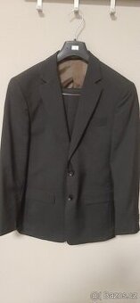 Oblek Móda Prostějov 56/170