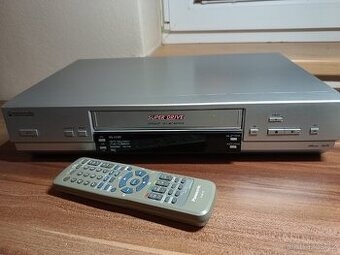 Špičkový videorekordér Panasonic, super drive
