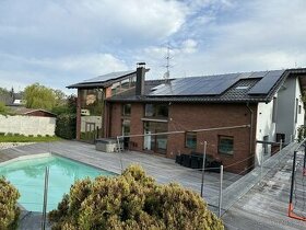 instalace solárních panelu na rodinné domy