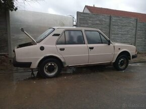 Prodám Škoda 125 L 1988 plně funkční - 1