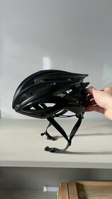 Cyklistická helma Giro Fathom M