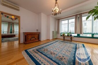 Prodej bytu 3+kk 98 m² s garáží