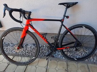 Gravel GIANT