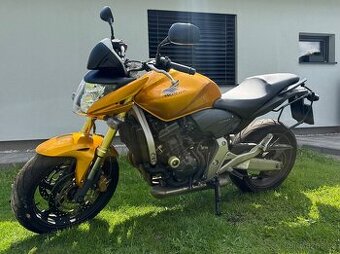 Honda hornet 600 TOP STAV 16xxx KM