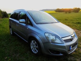 Opel Zafira B 1.8 103 KW,rok2010,najeto219890km