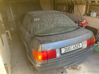 Prodám Audi 80 1.8 S – veterán z garáže, vhodné k renovaci n