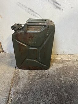 Prodam plechove kanystry 20l