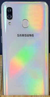 Samsung Galaxy A40 4/64gb pěkný kus