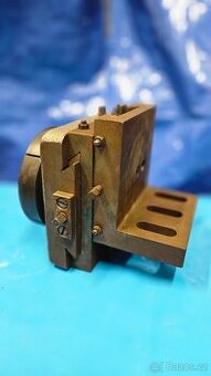 Upínací úhelník na soustruh SV 18
