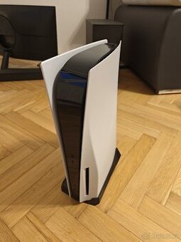 PS5 s mechanikou + příslušenství