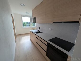 Pronájem bytu 3+1 70 m² Velehradská, Kroměříž