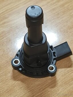 Snímač stavu hladiny motorového oleje 03F907660E NOVÉ