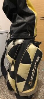 Golfové hole a bag