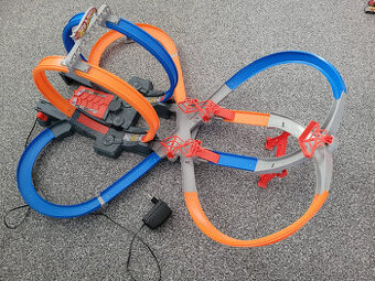 autodraha Hot Wheels Mega Loop