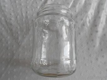 Zavařovací sklenice.