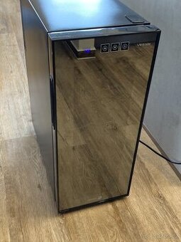 Vinotéka Fagor na 12 lahví