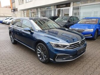 VW Passat B8 GTE Variant 1.4TSI 160kW DSG - Zálohováno