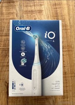 Elektrický zubní kartáček Oral-B iO Series 4