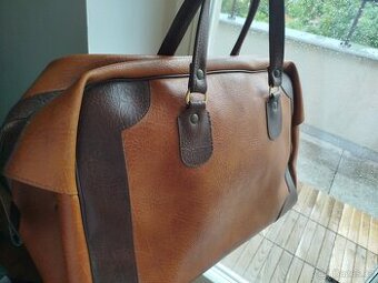 Retro cestovní taška prostorná,stylová, jako nová