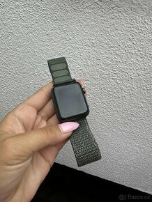 Apple Watch series 2 Nike zablokované