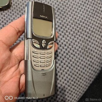 Nokia 8850 s krabickou