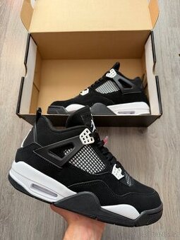 Jordan 4 White Thunder