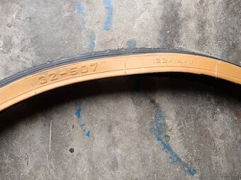 Nejetý plášť - 1