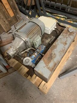 Hydraulická jednotka