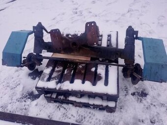 Přední náprava Zetor