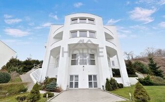 Pronájem vily, 839 m², Praha 5 - Smíchov., ev.č. 01300