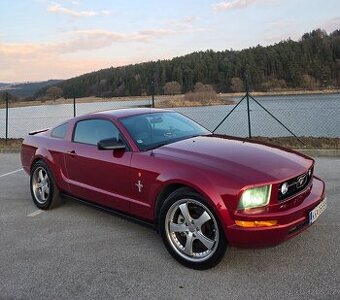 Ford Mustang 4.0 v6