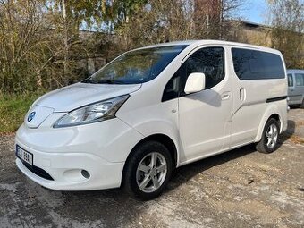 Nissan e-nv200 Evalia 7 míst 40kWh baterie v záruce