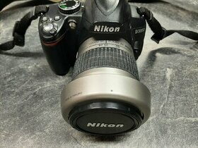 Zrcadlovka Nikon d3000 + objektiv Nikon 28-80mm