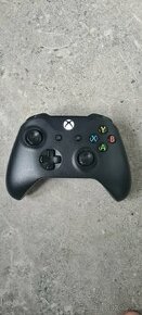 Ovládáč Xbox One - 1