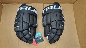 Hokejové rukavice True  A6.0 zamluveno
