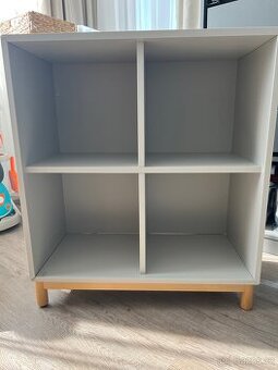 Ikea Eket sestává skříněk