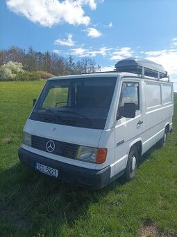 Mercedes Benz