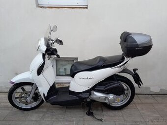 Aprilia Scarabeo 200ie, 2012, 21tis.km, po STK