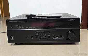 Yamaha RX-V677 / 4K / AirPlay / Wi-fi...