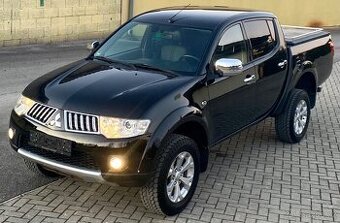 Mitsubishi L 200 L200 2.5 DI-D 131KW Double Cab Intense 2014